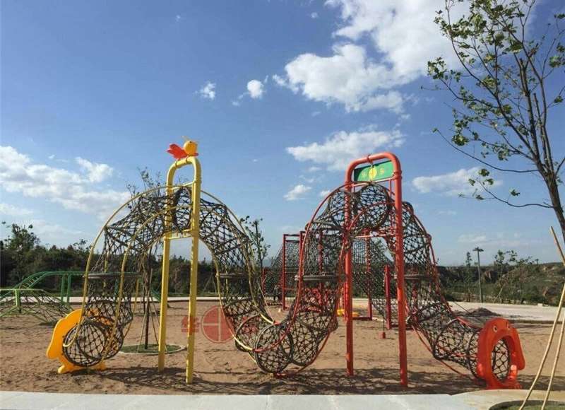  山(shān)西省晉中(zhong)市(shi) 百(bai)草(cǎo)坡森林植物(wù)園